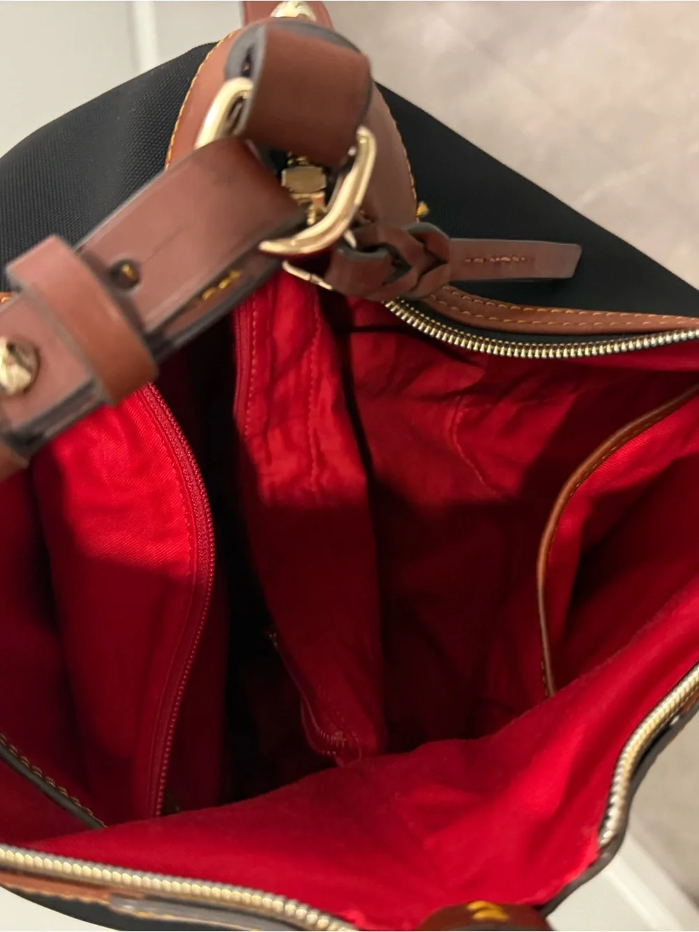 DOONEY Black and Brown Shoulder Bag - Classic Two-Tone Women's Hobo